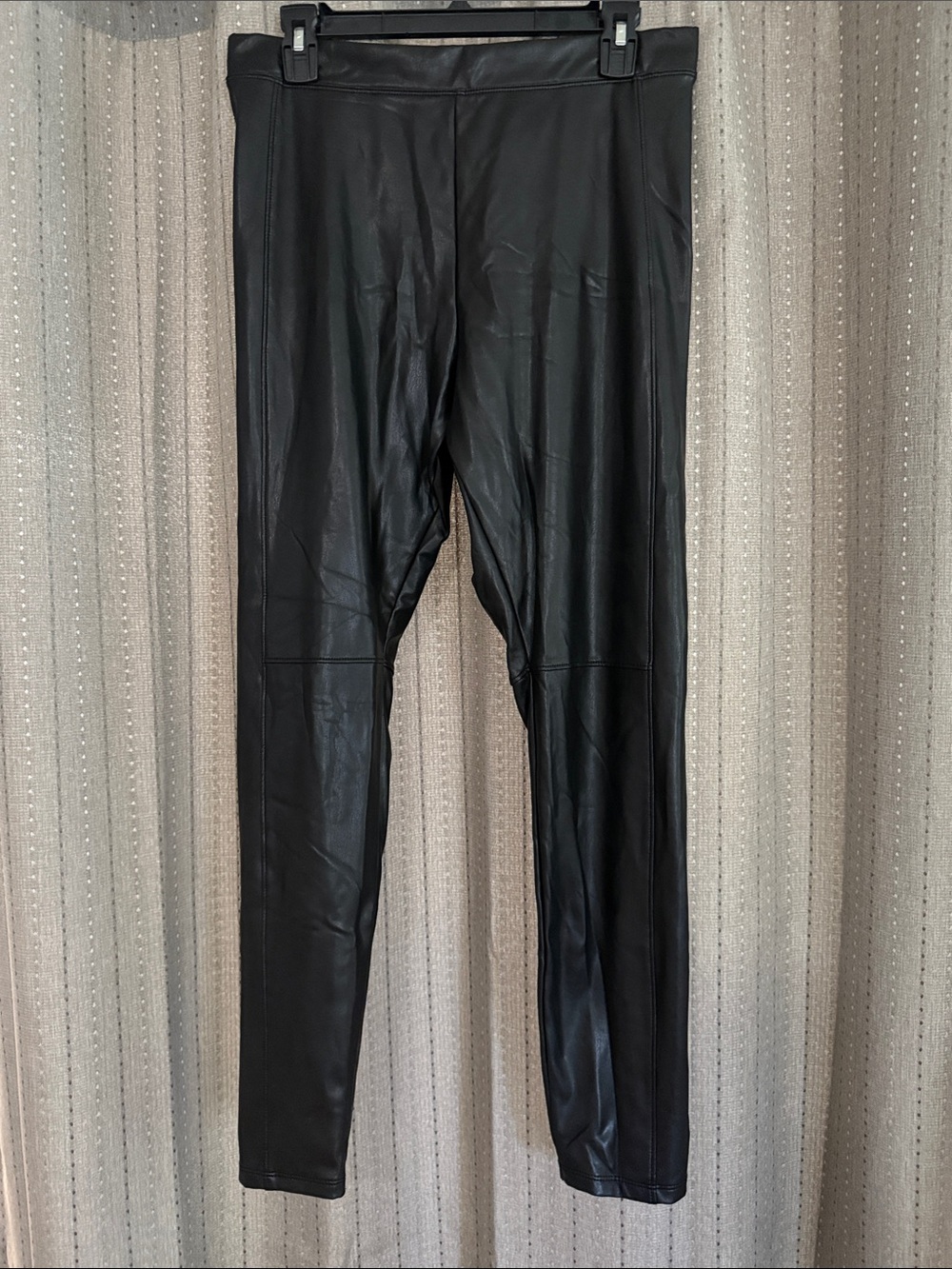 Express Black Faux Leather Leggings - M